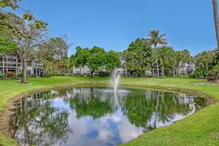 11863 Wimbledon Circle, Wellington, FL 33414 - Photo 16
