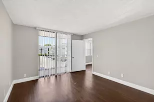 728 Executive Center Dr, West Palm Beach, FL 33401 - Photo 18