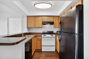 728 Executive Center Dr, West Palm Beach, FL 33401 - Photo 2