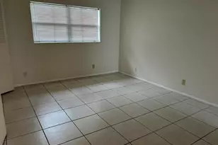 2715 Emory Dr E, West Palm Beach, FL 33415 - Photo 8