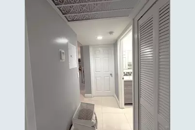 6575 W 27th Court #21-46, Hialeah, FL 33016 - Photo 16
