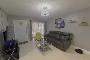 6575 W 27th Ct, Hialeah, FL 33016 - Photo 24