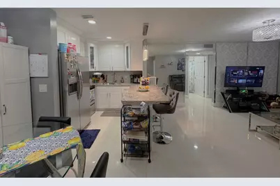 6575 W 27th Court #21-46, Hialeah, FL 33016 - Photo 8