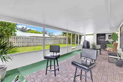 8411 Theresa Road, Boynton Beach, FL 33472 - Photo 32