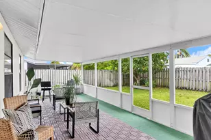 8411 Theresa Rd, Boynton Beach, FL 33472 - Photo 12
