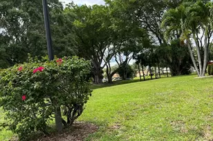 434 Normandy, Delray Beach, FL 33484 - Photo 2