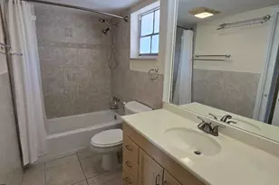 2900 N Palm Aire Dr N, Pompano Beach, FL 33069 - Photo 6
