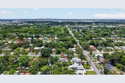 841 SW 18th Court, Fort Lauderdale, FL 33315 - Photo 42