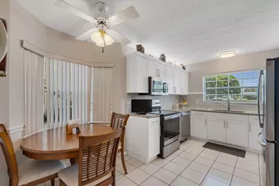 740 Lake Orchid Circle #104, Vero Beach, FL 32962 - Photo 2