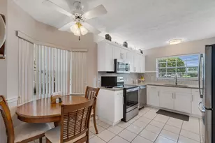 740 Lake Orchid Cir, Vero Beach, FL 32962 - Photo 2