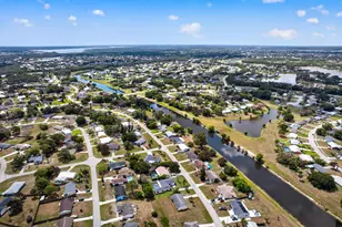 261 SW Cherryhill Rd, Port Saint Lucie, FL 34953 - Photo 34
