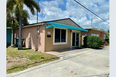 2017 Ave D, Fort Pierce, FL 34950 - Photo 2