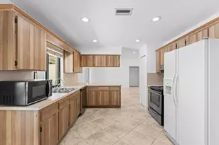 11580 NW 20th Dr NW, Coral Springs, FL 33071 - Photo 14