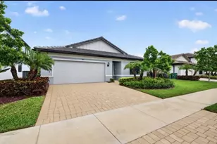 3165 Tamarind Dr, Lauderdale Lakes, FL 33311 - Photo 4