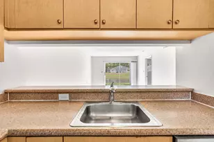 1020 Lake Victoria Dr, West Palm Beach, FL 33411 - Photo 12