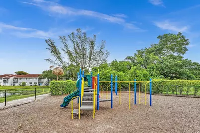 1020 Lake Victoria Drive #B, West Palm Beach, FL 33411 - Photo 46