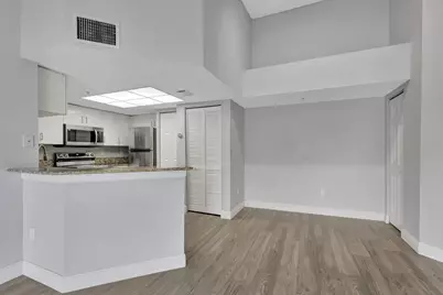 600 N Crestwood Ct Court N #609, Royal Palm Beach, FL 33411 - Photo 1