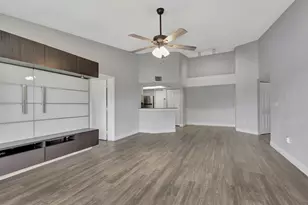 600 N Crestwood Ct Ct N, Royal Palm Beach, FL 33411 - Photo 2