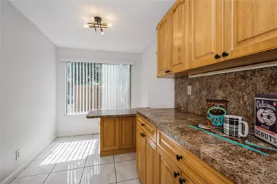 8208 NW 8th Place NW, Plantation, FL 33324 - Photo 10