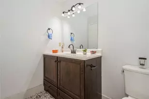 8208 NW 8th Pl NW, Plantation, FL 33324 - Photo 18