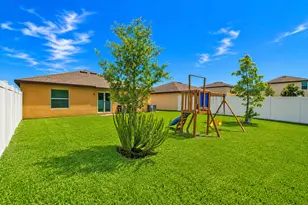 4242 Thurso Wy, Fort Pierce, FL 34947 - Photo 8