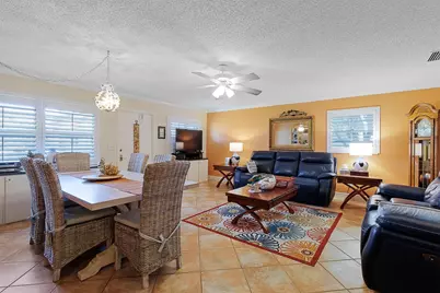 63 Woodland Drive #203/204, Vero Beach, FL 32962 - Photo 6