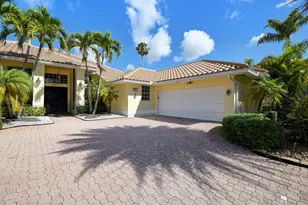 8320 Desmond Dr, Boynton Beach, FL 33472 - Photo 4
