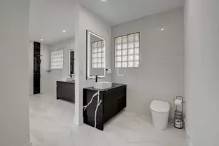 8320 Desmond Dr, Boynton Beach, FL 33472 - Photo 16