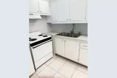179 Windsor H, West Palm Beach, FL 33417 - Photo 2