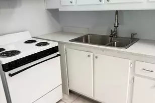 179 Windsor H, West Palm Beach, FL 33417 - Photo 2
