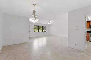 1821 NE 40th Ct, Pompano Beach, FL 33064 - Photo 6