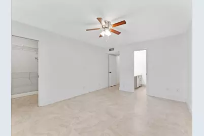 1821 NE 40th Court #305, Pompano Beach, FL 33064 - Photo 14