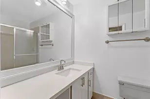 1821 NE 40th Ct, Pompano Beach, FL 33064 - Photo 14