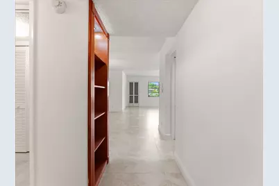1821 NE 40th Court #305, Pompano Beach, FL 33064 - Photo 12
