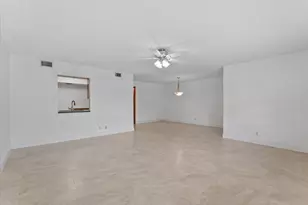 1821 NE 40th Ct, Pompano Beach, FL 33064 - Photo 10
