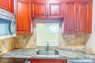 633 NE 2nd Ave, Fort Lauderdale, FL 33304 - Photo 16