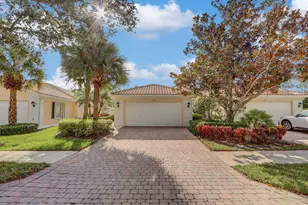 129 Euphrates Cir, Palm Beach Gardens, FL 33410 - Photo 2