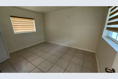 220 NW 20th Street, Pompano Beach, FL 33060 - Photo 18