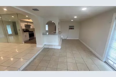 220 NW 20th Street, Pompano Beach, FL 33060 - Photo 2