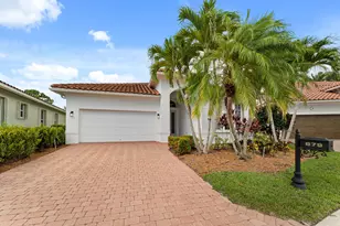 879 SW Pebble Ln, Palm City, FL 34990 - Photo 2