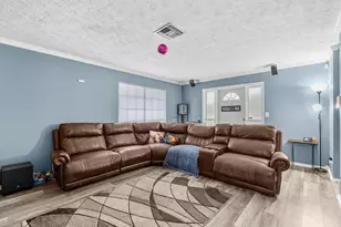 1831 SE Lennard Rd, Port Saint Lucie, FL 34952 - Photo 4