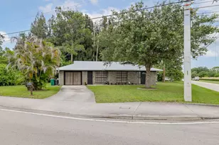 1831 SE Lennard Rd, Port Saint Lucie, FL 34952 - Photo 36