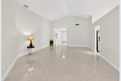 182 Temple Avenue, Boynton Beach, FL 33436 - Photo 12
