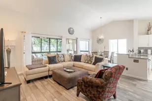 10624 Tropic Palm Ave, Boynton Beach, FL 33437 - Photo 6