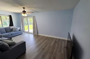 2209 SE East Dunbrooke Cir, Port Saint Lucie, FL 34952 - Photo 14