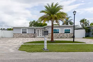 5668 Albert Rd, West Palm Beach, FL 33415 - Photo 1