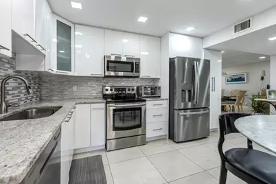 7509 Glendevon Lane #1002, Delray Beach, FL 33446 - Photo 12