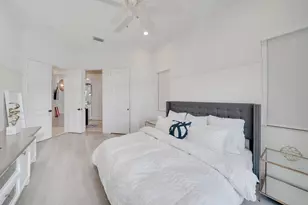 17593 Middle Lake Dr, Boca Raton, FL 33496 - Photo 46