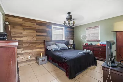 325 NW Dearman Street, Port Saint Lucie, FL 34983 - Photo 12