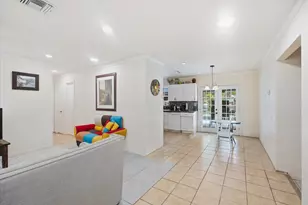 325 NW Dearman St, Port Saint Lucie, FL 34983 - Photo 4